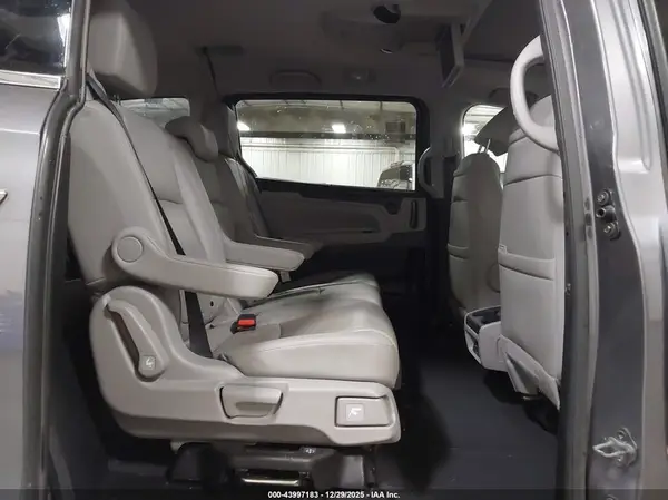 5FNRL6H98JB102590 2018 HONDA ODYSSEY - Image 8