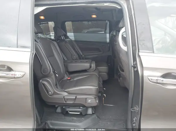 5FNRL6H98MB010450 2021 HONDA ODYSSEY - Image 8