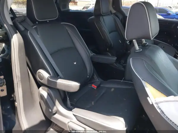 5FNRL6H98NB024155 2022 HONDA ODYSSEY - Image 8