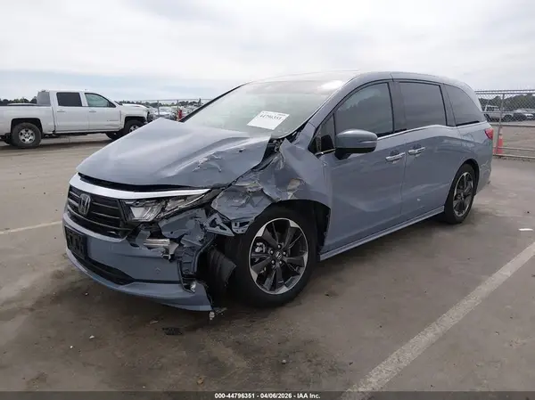 5FNRL6H98PB073665 2023 HONDA ODYSSEY - Image 2