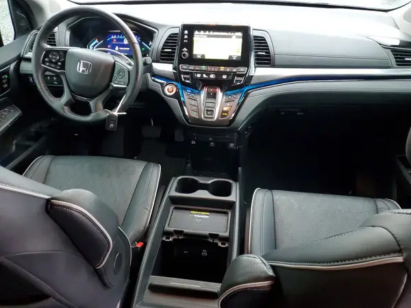 5FNRL6H98RB058599 2024 HONDA ODYSSEY - Image 8