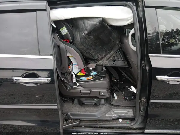 5FNRL6H99JB005883 2018 HONDA ODYSSEY - Image 8