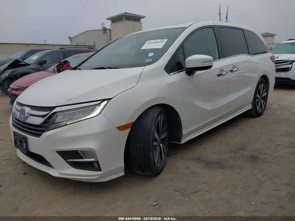 5FNRL6H99JB012638 2018 HONDA ODYSSEY - Image 2