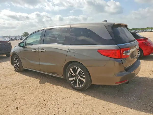 5FNRL6H99JB019685 2018 HONDA ODYSSEY - Image 2