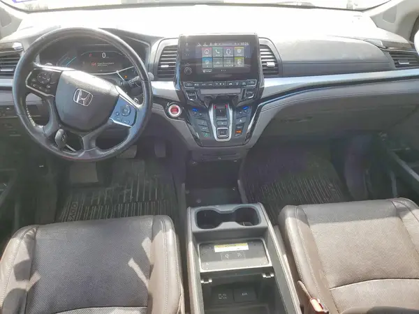 5FNRL6H99JB019685 2018 HONDA ODYSSEY - Image 8