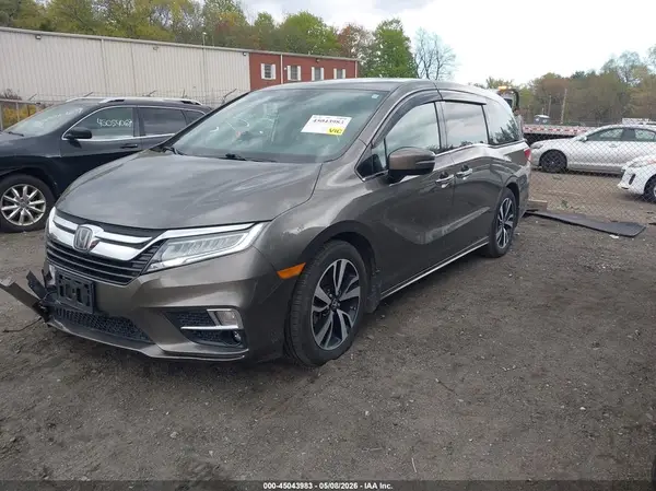 5FNRL6H99JB030587 2018 HONDA ODYSSEY - Image 2