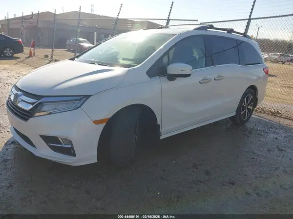 5FNRL6H99JB050595 2018 HONDA ODYSSEY - Image 2