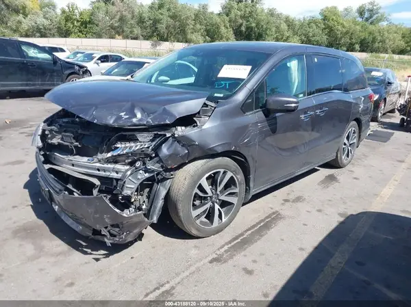 5FNRL6H99JB057675 2018 HONDA ODYSSEY - Image 2
