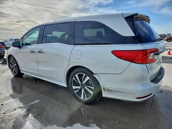 5FNRL6H99JB064478 2018 HONDA ODYSSEY - Image 2