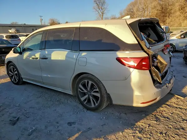 5FNRL6H99JB065257 2018 HONDA ODYSSEY - Image 2