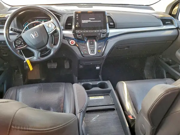 5FNRL6H99JB065257 2018 HONDA ODYSSEY - Image 8