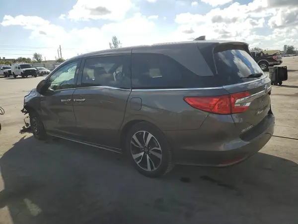 5FNRL6H99JB092350 2018 HONDA ODYSSEY - Image 2