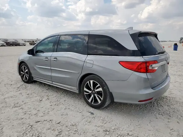 5FNRL6H9XJB002877 2018 HONDA ODYSSEY - Image 2