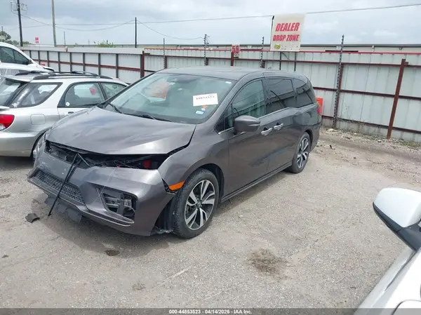 5FNRL6H9XJB005844 2018 HONDA ODYSSEY - Image 2