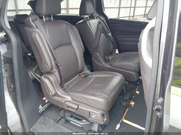 5FNRL6H9XJB005844 2018 HONDA ODYSSEY - Image 8