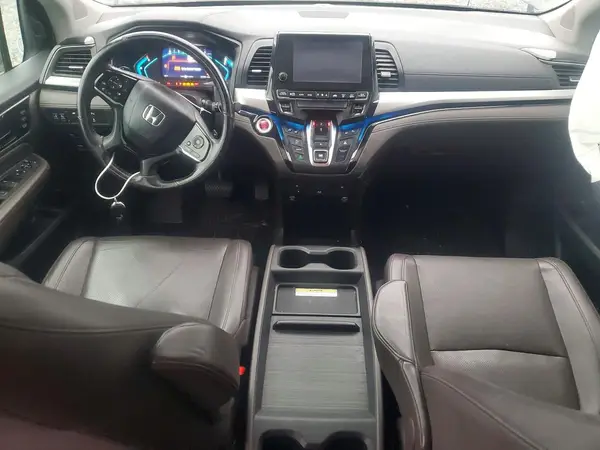 5FNRL6H9XJB005861 2018 HONDA ODYSSEY - Image 8