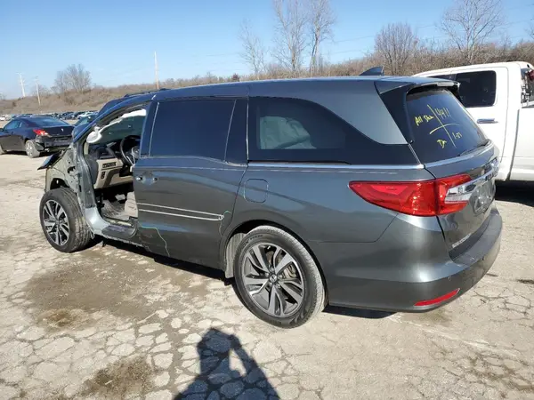 5FNRL6H9XJB018383 2018 HONDA ODYSSEY - Image 2