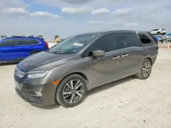 5FNRL6H9XJB019002 2018 HONDA ODYSSEY