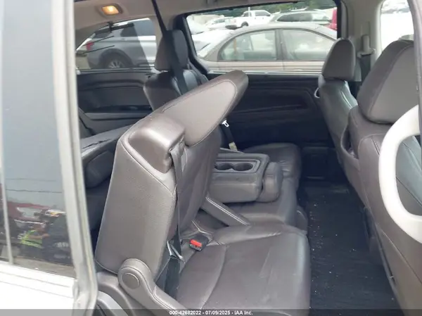 5FNRL6H9XJB051058 2018 HONDA ODYSSEY - Image 8