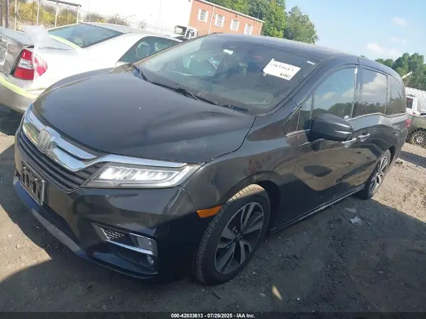 5FNRL6H9XJB073576 2018 HONDA ODYSSEY - Image 2