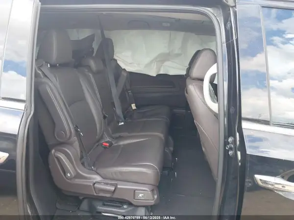 5FNRL6H9XJB081225 2018 HONDA ODYSSEY - Image 8