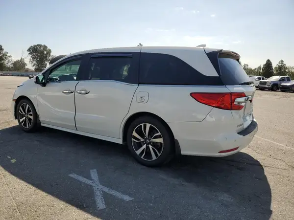 5FNRL6H9XJB083248 2018 HONDA ODYSSEY - Image 2
