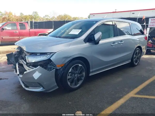 5FNRL6H9XRB014328 2024 HONDA ODYSSEY - Image 2