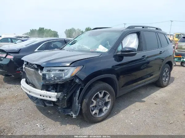 5FNTF8H60NB039150 2022 HONDA PASSPORT - Image 2
