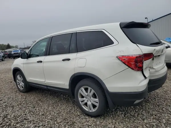 5FNYF5H10HB014649 2017 HONDA PILOT - Image 2