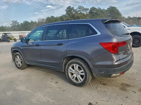 5FNYF5H10JB013684 2018 HONDA PILOT - Image 2