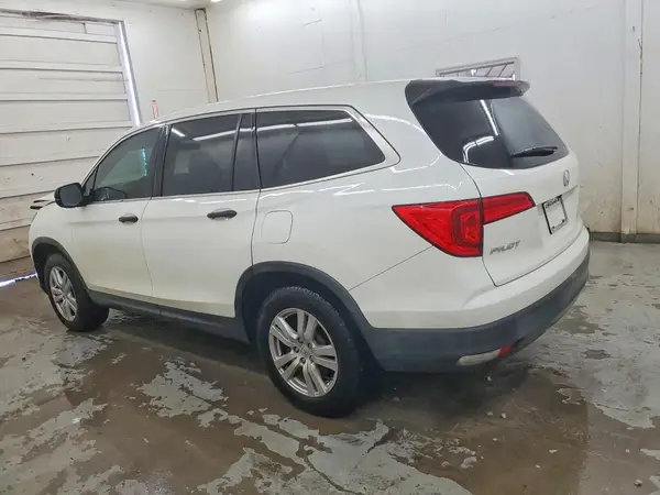 5FNYF5H10JB022112 2018 HONDA PILOT - Image 2