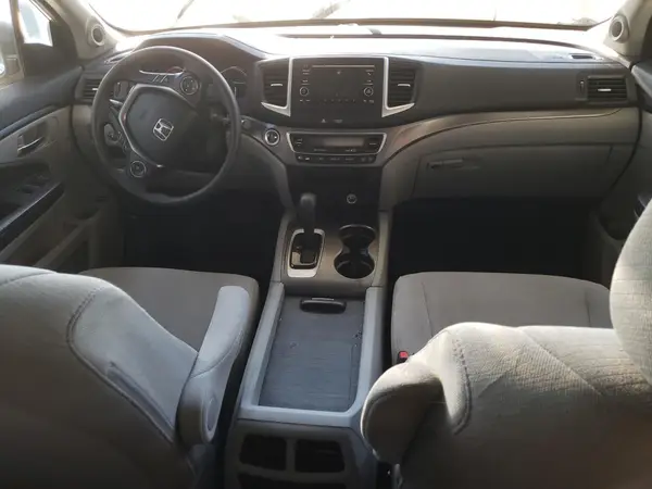 5FNYF5H11HB014885 2017 HONDA PILOT - Image 8