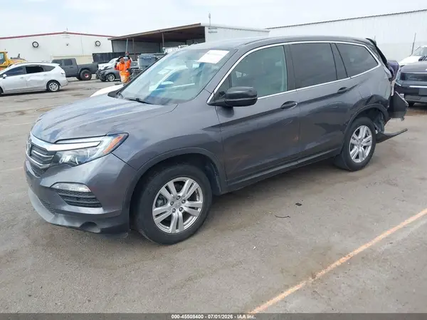 5FNYF5H11HB019262 2017 HONDA PILOT - Image 2
