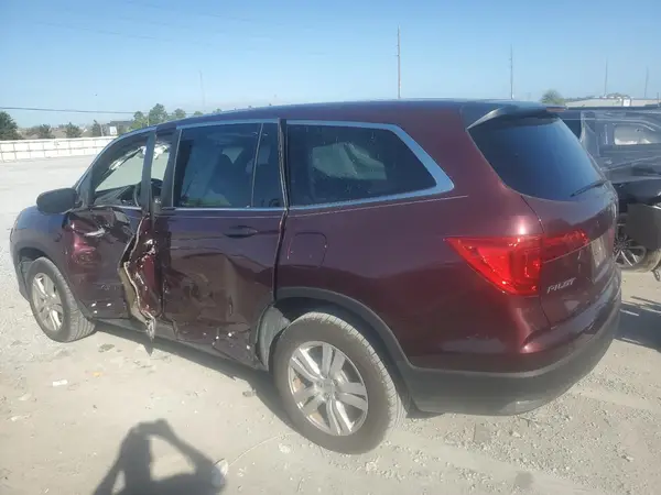 5FNYF5H11HB023568 2017 HONDA PILOT - Image 2