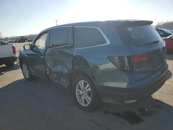 5FNYF5H11HB024817 2017 HONDA PILOT - Image 2