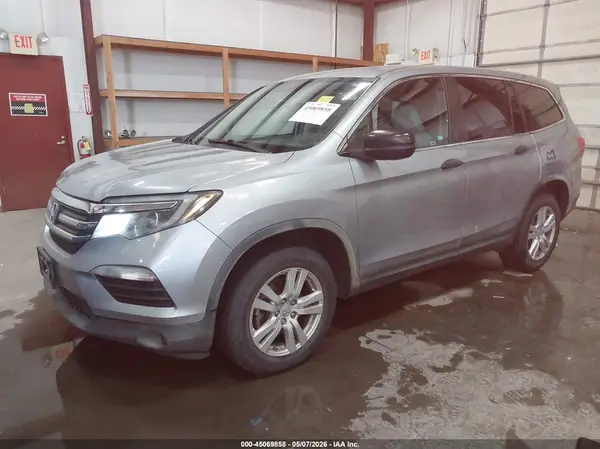 5FNYF5H11HB040905 2017 HONDA PILOT - Image 2
