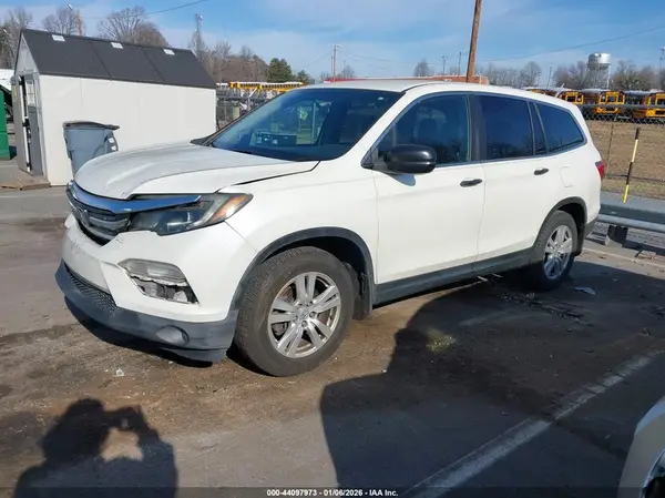 5FNYF5H12HB016970 2017 HONDA PILOT - Image 2