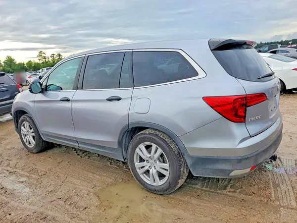5FNYF5H12HB029167 2017 HONDA PILOT - Image 2