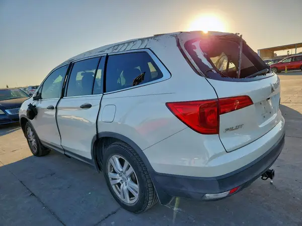 5FNYF5H12HB037236 2017 HONDA PILOT - Image 2