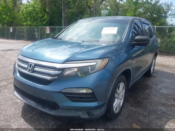 5FNYF5H12JB005330 2018 HONDA PILOT - Image 2