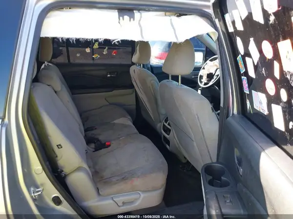5FNYF5H12JB030518 2018 HONDA PILOT - Image 8