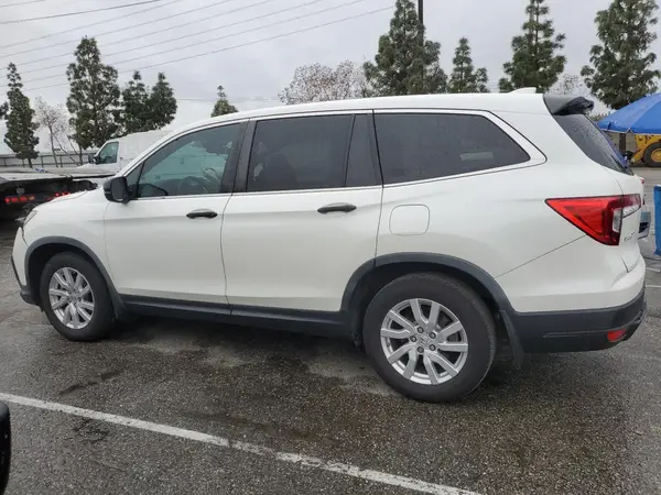 5FNYF5H12KB015096 2019 HONDA PILOT - Image 2