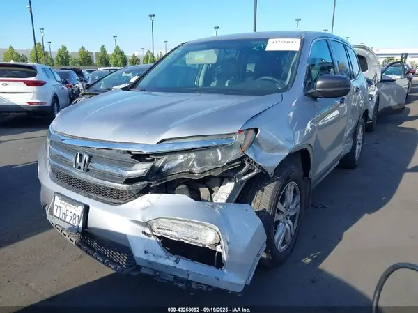 5FNYF5H13GB040368 2016 HONDA PILOT - Image 2
