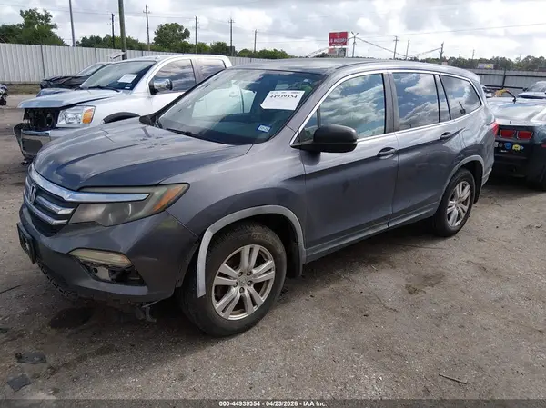 5FNYF5H13HB002088 2017 HONDA PILOT - Image 2