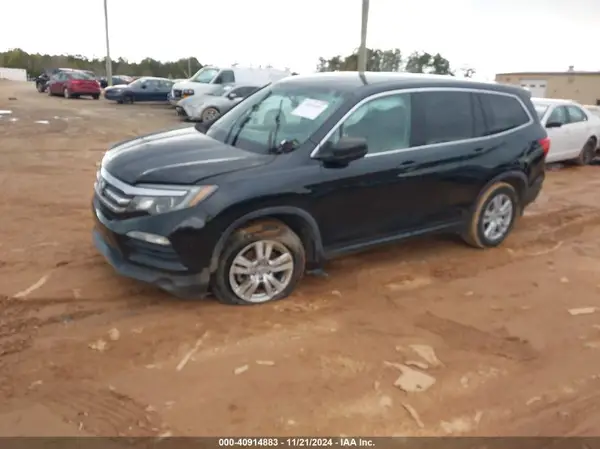 5FNYF5H13JB022105 2018 HONDA PILOT - Image 2