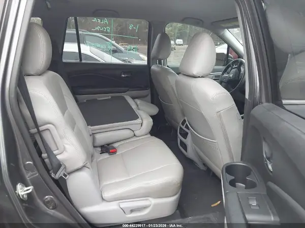 5FNYF5H13KB044770 2019 HONDA PILOT - Image 8