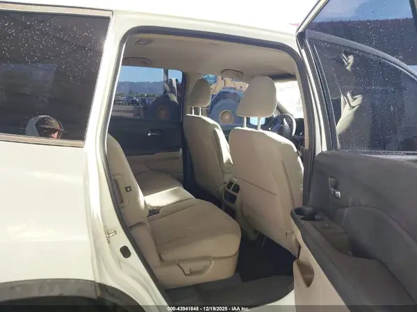 5FNYF5H14GB024096 2016 HONDA PILOT - Image 8