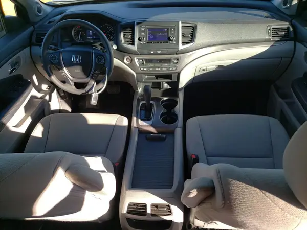 5FNYF5H14HB003847 2017 HONDA PILOT - Image 8