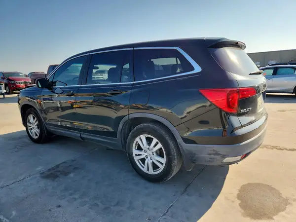 5FNYF5H14HB037609 2017 HONDA PILOT - Image 2