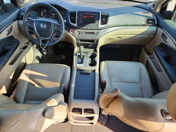5FNYF5H14HB037609 2017 HONDA PILOT - Image 8